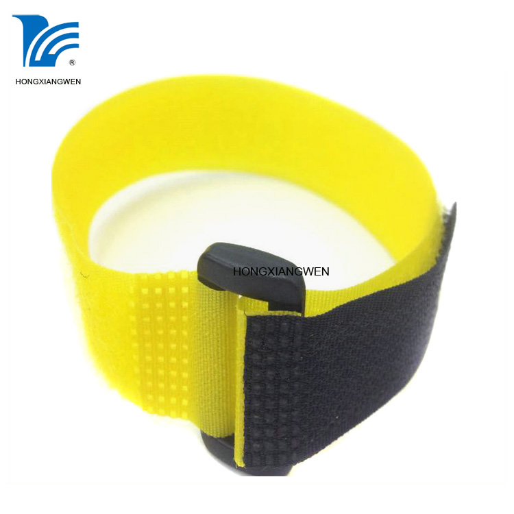 Cable tie with buckle 