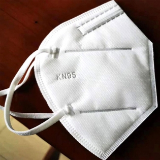 White Antivirus Flu Dust KN95 Mask